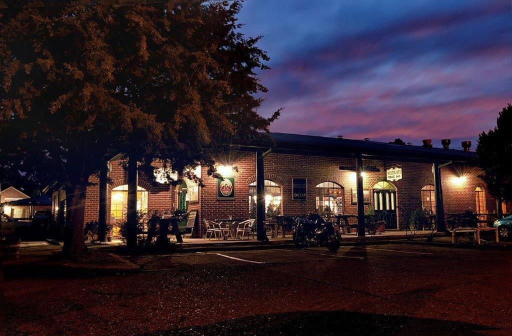Murrumbateman Country Inn Eksteriør bilde